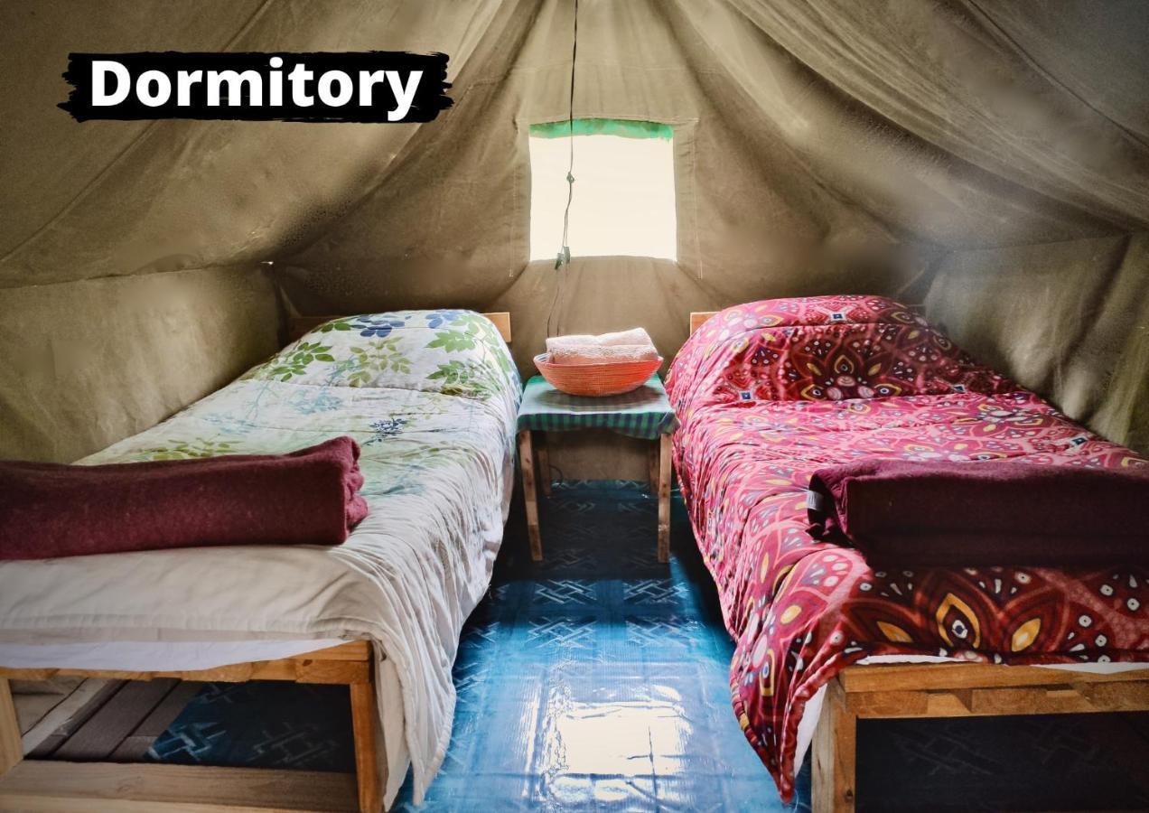 Хостел Eselbe Camp Backpackers Nata Екстер'єр фото